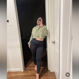 Green cropped hoodie